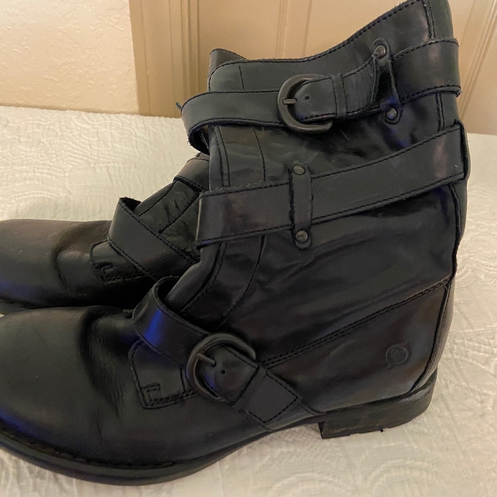 Born Leather Motorcycle boots size 7